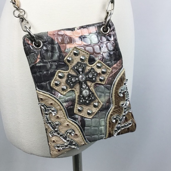 unbranded Handbags - $5 CLEARANCE Crossbody Studded Cross Bag 6 x 7
